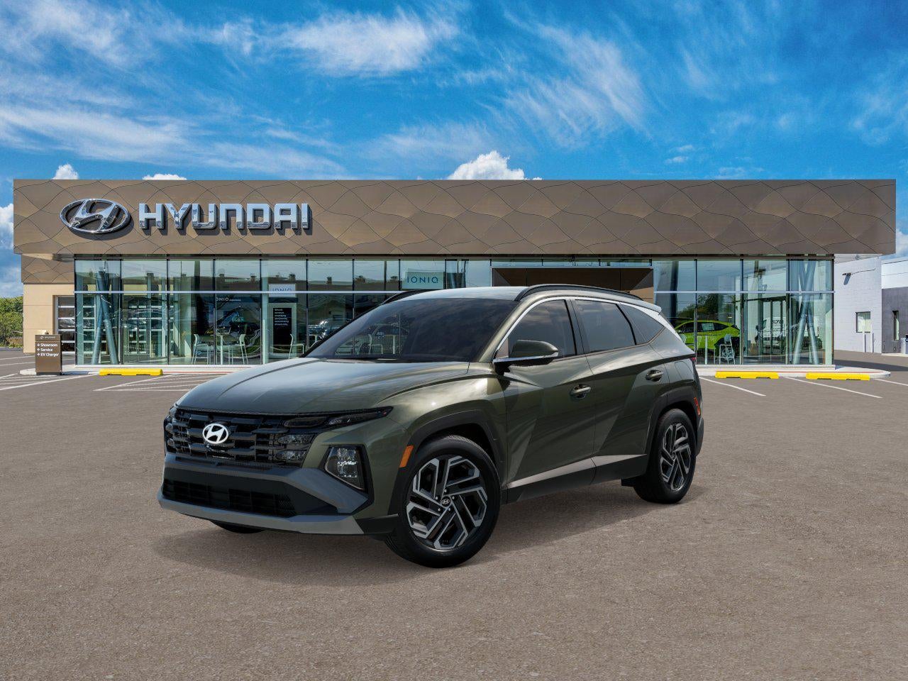 2026 Hyundai TUCSON SEL Plus FWD in Rockwood Green — front three-quarter view