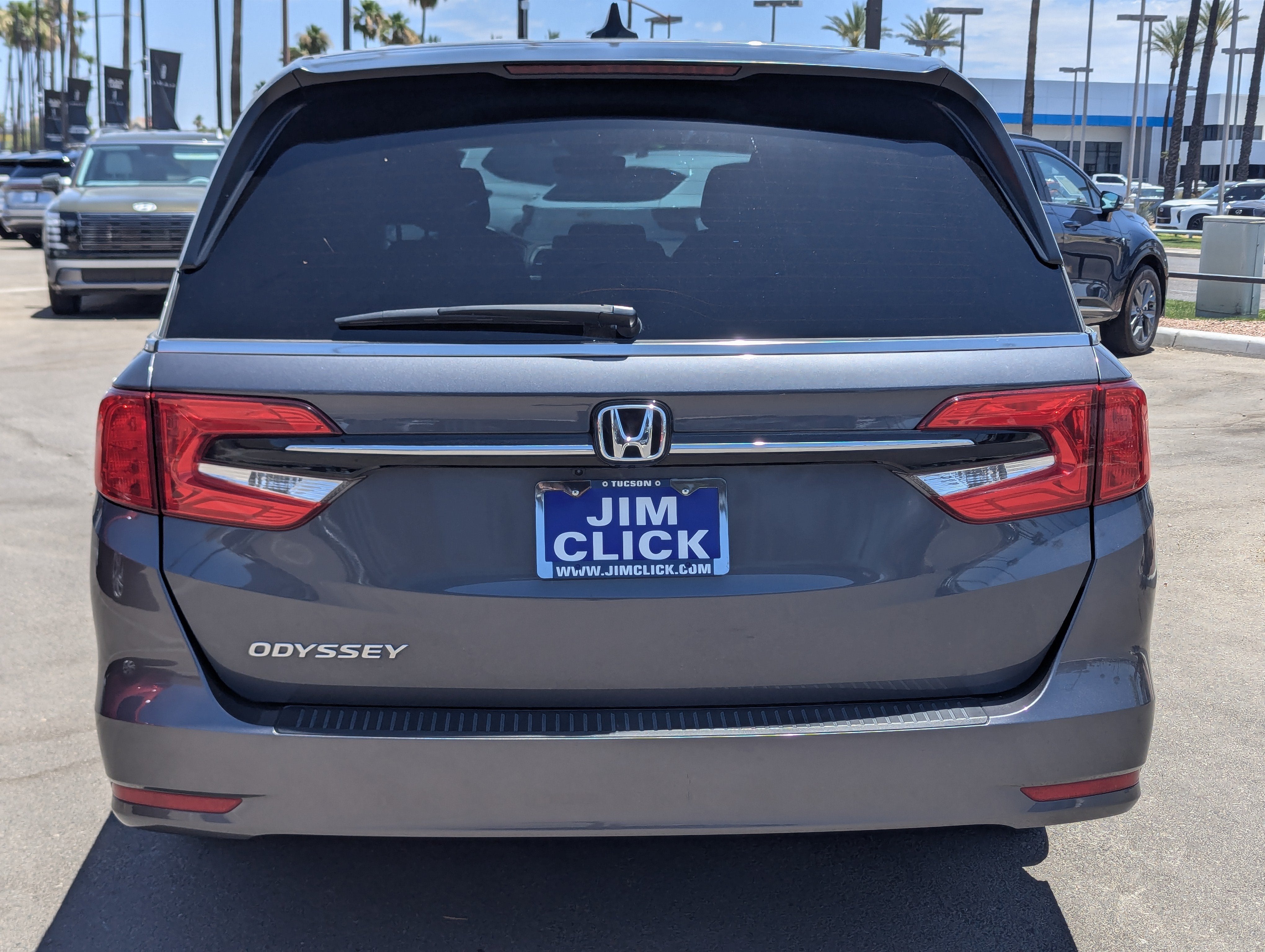 2024 Honda Odyssey — rear three-quarter view